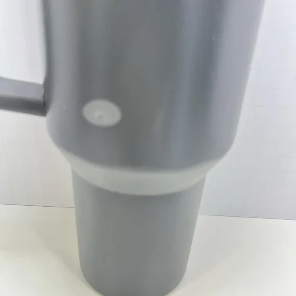Stanley 40oz Quencher H2.0 FlowState Tumbler Handle Straw Charcoal Gray Mint - Picture 8 of 13